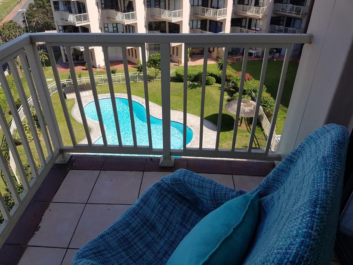 Umdloti Beach Apartment Exterior photo